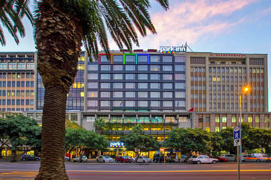 Park Inn Radisson Foreshore